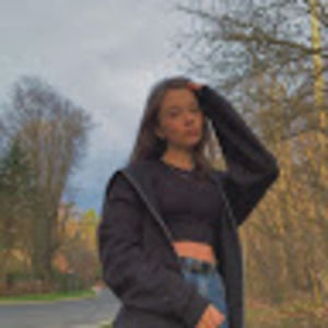 Meet your Posher, Rose